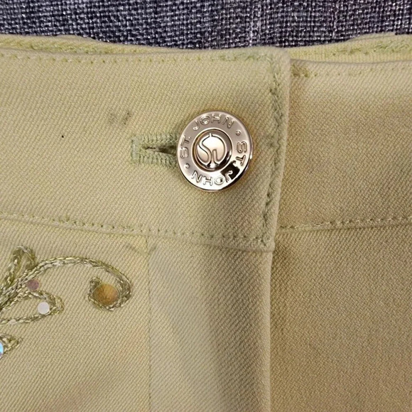 New $245 St. John Classic Bootcut Jean Lemonade Yellow Embroidered Size 6 - Picture 2 of 12
